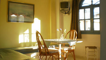 Sirena Apartments Agia Pelagia  Exterior photo